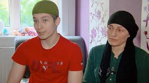 Der fundort war nicht der tatort, vielmehr dürfte das mädchen in einem haus oder einer wohnung ermordet worden sein. Mord An Hadish 7 In Wien 16 Jahriger Totet Kleines Madchen Aus Allgemeiner Wut