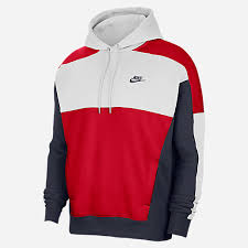 Pull à capuche à lettres avec poche et cordon. Sweat Capuche Homme Sportswear Club Nike Intersport