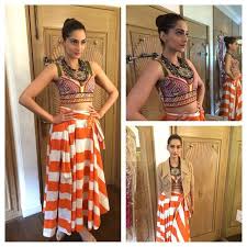 Top 18 Sonam Kapoor Dresses Collection 2018 Fashion Sonam Kapoor Fashion Sonam Kapoor Add interesting content and earn coins. top 18 sonam kapoor dresses collection