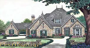 Tudor house plans (or more accurately, tudor revival, since a modified version of this style gained popularity in america in the early 20th century) are easy to spot. French Country House Plan 4 Bedrooms 3 Bath 3290 Sq Ft Plan 8 509