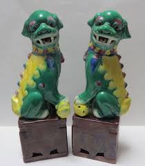 Cardigans and pembrokes were at one time interbred, until they were recognized as separate breeds after 1934. Chinese Yellow And Green Lion Foo Dogs Collectors Weekly