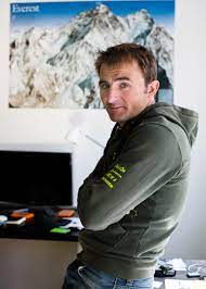 Legendary swiss mountaineer ueli steck was killed sunday, april 30th in an accident near mount everest. Ueli Steck And A Fateful Return To Everest The New Yorker