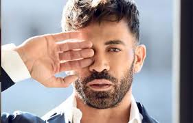 Leggo anche i messaggi di george. Gianni Sperti E Fidanzato Chi E Puglia24news It