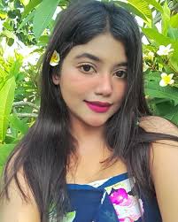 Nature always wears the colors of spirit😌🍂