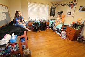 Tawnie Dogwood Hall Real Rooms Of Mizzou Contest Student Dorm School Hacks Diy Dorm Decorations