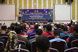 Karena di antara orang hindu sendiri. Khalid Samad On Twitter Allhamdulillah Pagi Ini Saya Berkesempatan Menghadiri Majlis Sumbangan Bantuan Hari Raya Aidilfitri 2019 Kepada Asnaf Anjuran Jabatan Pembangunan Komuniti Dan Kesejahteraan Bandar Dewan Bandaraya Kuala Lumpur Seramai 500
