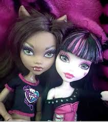 clawdeen and draculaura