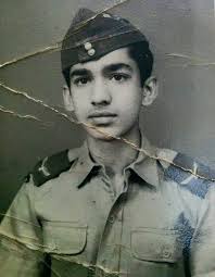 Nowrosjee Wadia College Alumni Sharing Memories and Experiences