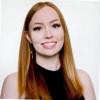 Ramona Freeland's Instagram, Twitter & Facebook