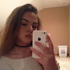 Vicki Marks's Instagram, Twitter & Facebook