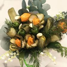 Maybe you would like to learn more about one of these? 14 Of The Wildest Edible Bouquets You Can Get For Valentine S Day