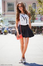 What Shoes To Wear With A Miniskirt Glam Radar Mini Skirts Summer Fashion For Teens Cute Summer Outfits