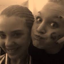 kaylee waller (@kknichelle)