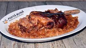 Varză murată călită la cuptor cu carne de porc afumată. Varza Acra Calita Cu Ciolan Afumat La Cuptor Youtube