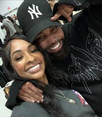 Ran into @jdmccrary at my baby @ayhollywood successful class in L.A ! Love  being around driven individuals ❤️