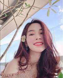 Trước khi thi hoa hậu, thu thảo cũng đã từng được trưởng thành từ lò luyện của một lớp học đào. Pháº£n á»©ng Cá»§a Hoa Háº­u Ä'áº·ng Thu Tháº£o Khi Ä'Æ°á»£c Ká»³ Duyen Khen