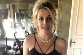 Britney spears has instagram down. Britney Spears Reveals She Burned Her Gym Down Ew Com