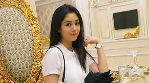 Bintang film eiffel i'm in love ini meninggal pada usia 32 tahun pada 30. Artis Saphira Indah Meninggal Dunia Berawal Dari Alami Sesak Napas Hingga Akhirnya Tutup Usia Tribun Jogja