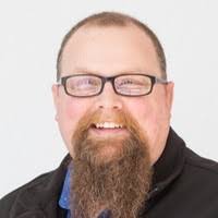 30+ ملفًا شخصيًا يحتوي على “Crumpacker”