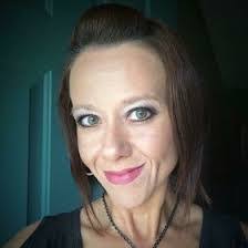 Lisa Schutte's Instagram, Twitter & Facebook