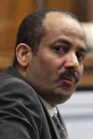 Oakland man sentenced for killing 3 in-laws, lashes out at judge with  racist outburst