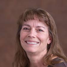 Beth Pinder's Instagram, Twitter & Facebook