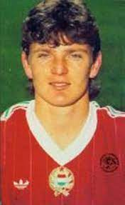 Sándor sallai (born 26 march 1960, debrecen) is a retired hungarian footballer who played as a defender. Pes Miti Del Calcio View Topic Sandor Sallai 1982 1987