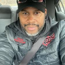 Neydi Ramirez's Instagram, Twitter & Facebook