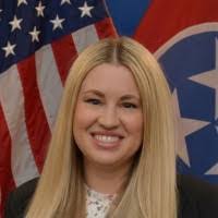 Lauren Travis's Instagram, Twitter & Facebook