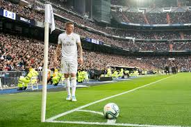 Ok, now play a little game of toni kroos bingo. Who Knew Real Madrid S Toni Kroos A Huge Fan Of Robbie Williams Futbolita