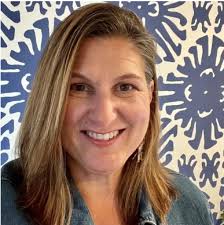 Carol Basile's Instagram, Twitter & Facebook