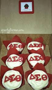 13 Delta Sigma Theta Cupcake And Cookie Ideas That Will Make Your Sorors Scream Page 16 Of 16 Watch The Yard Delta Sigma Theta Red Velvet Cupcakes Theta