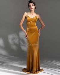 Vestito lungo con schiena scoperta e fiocco hsqdgdxy. Di Velluto Semplici Eleganti Corpetto A Cuore Oro Schiena Scoperta Lunghi Abito Da Sera Abiti Da Cerimonia Online 4419131284 Ricici Com