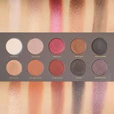 Treat your eyes to the nourishing and indulgent cocoa blend palette. Zoeva Cocoa Blend Eyeshadow Palette Swatches Review Zoeva Cocoa Blend Cocoa Blend Blending Eyeshadow