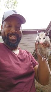 Back yard possum encounter with Victoria!