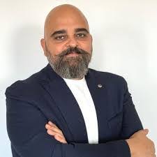 Brian Doering's Instagram, Twitter & Facebook