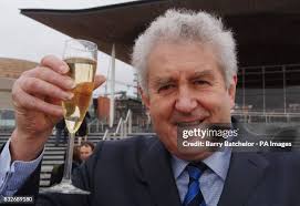 992 Barry Glass New Stock Photos, High-Res Pictures, and Images