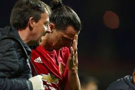 Marcos rojo no será parte de la nómina para el debut en las eliminatorias, ante ecuador y paraguay, ya que se encuentra en la fase final de la recuperación la baja obligada de rojo extiende la lista de pérdidas del seleccionador gerardo martino pues por sendas lesiones también quedaron por fuera. Manchester United Avanzo A Semis Pero Perdio A Zlatan Ibrahimovic Y Marcos Rojo
