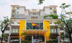 Sebagai contoh, berdasarkan pengalaman bersalin di hospital kerajaan dan bayi terpaksa tinggal di wad selama tempoh 6 hari kerana masalah kuning hospital kerajaan hanya kenakan kadar bayaran dan. Pengalaman Bersalin Di Demc Shah Alam Ada Kos Pakej