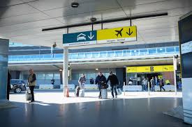 As of april 2017, the airport features flights to. Aeroport Toulouse Blagnac Pourquoi Le Trafic Aerien Est En Baisse Depuis Le Debut De L Annee Actu Toulouse