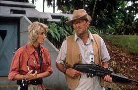 laura dern as dr ellie sattler with bob peck as robert muldoon in jurassicpark 1993 jurassic park movie jurassic park jurassic park party