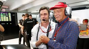 Formel 1 2019 ein historisches jahr fur mercedes. Wolff Carey And Todt Pay Homage To Niki Lauda On His Death