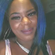 Who plays the fiddle