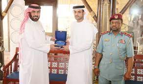 كشف الإسباني كارلوس جونزاليس خواريز، المدير الفني لفريق الكويت الكويتي، حقيقة طلبه التعاقد مع طارق حامد لاعب وسط فريق الزمالك، خلال فترة الانتقالات الصيفية. Ø§Ù„Ù‚ÙŠØ§Ø¯Ø© Ø§Ù„Ø¹Ø§Ù…Ø© Ù„Ø´Ø±Ø·Ø© Ø±Ø£Ø³ Ø§Ù„Ø®ÙŠÙ…Ø©