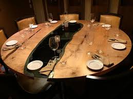 Live Edge Dining Room Portfolio Includes Dining Tables And Chairs With A Live Edge Art W Wood Dining Room Table Round Dining Room Table Live Edge Dining Table