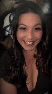 Lisa Correa (@lisacorrea)