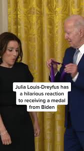 Oh, how we missed seeing you in the White House, Selina Meyer 😂  #julialouisedryfus #TODAYShow #whitehouse #JoeBiden #veep #presidentbiden