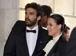 Vítor silva costa is a 28 year old portuguese actor. Traicao Em Direto Vitor Silva Costa Volta Para Os Bracos De Mariana Pacheco Em Noite De Gala Nacional Flash