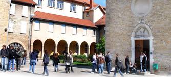 Places to see, ways to wander, and signature experiences. Les Internats Dans La Region Rhone Alpes