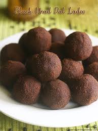 Urad Dal Ladoo Recipe Black Gram Laddu Recipe Sunnundalu Recipe Recipe In 2020 Recipes Indian Food Recipes Vegetarian Black Gram